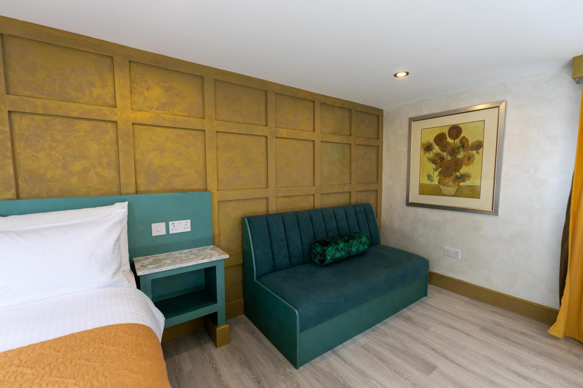 Gasthof Paragraph Tottenham London
